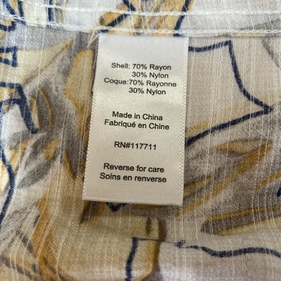 Men’s slim fit casual shirt - Picture 3 of 3